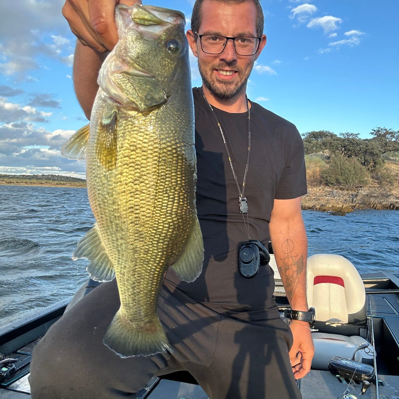 Schwarzbarschguiding Extremadura Schwarzbarsch Orellana Extremadura