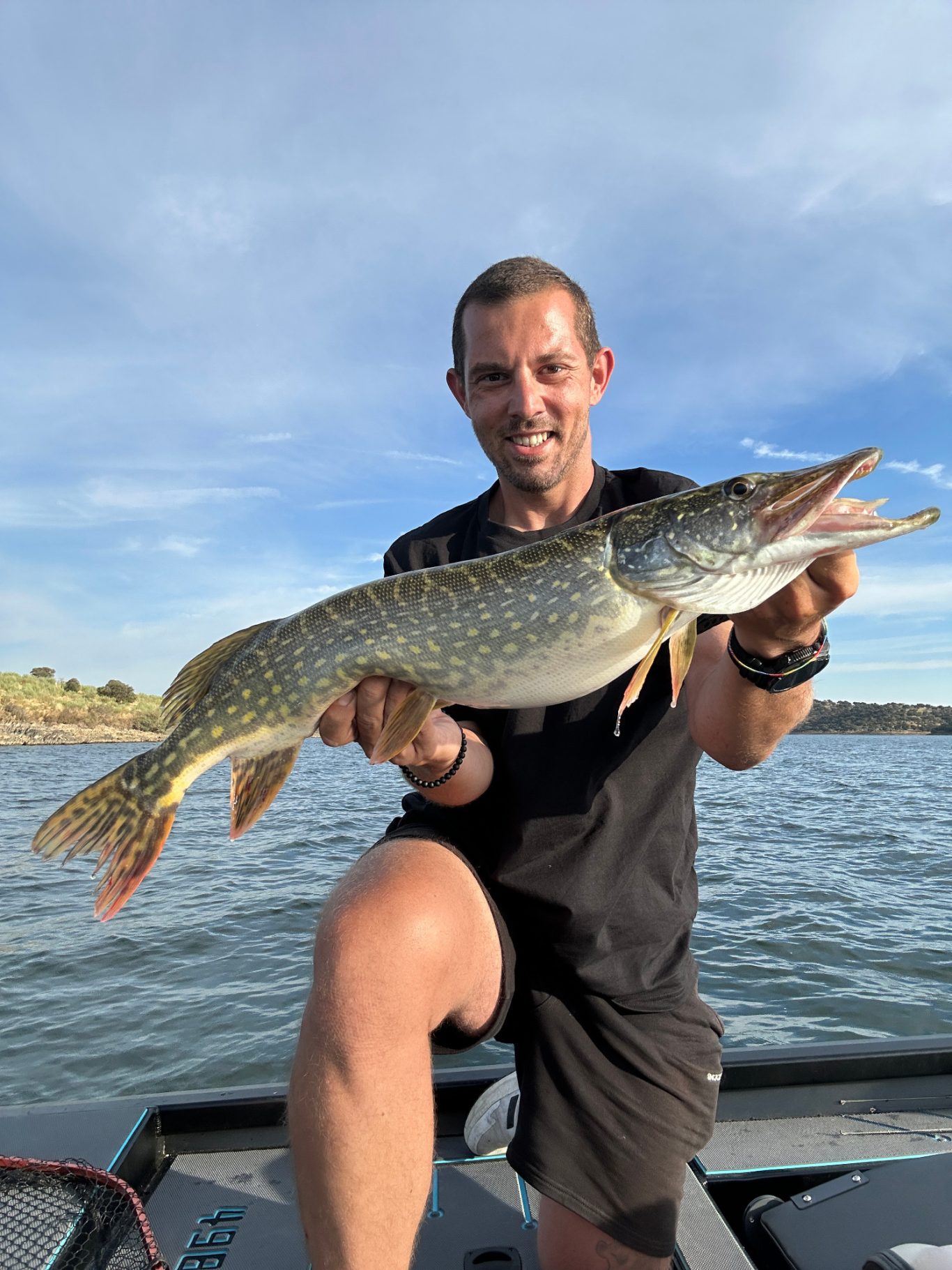 Hecht angeln Orellana Stausee