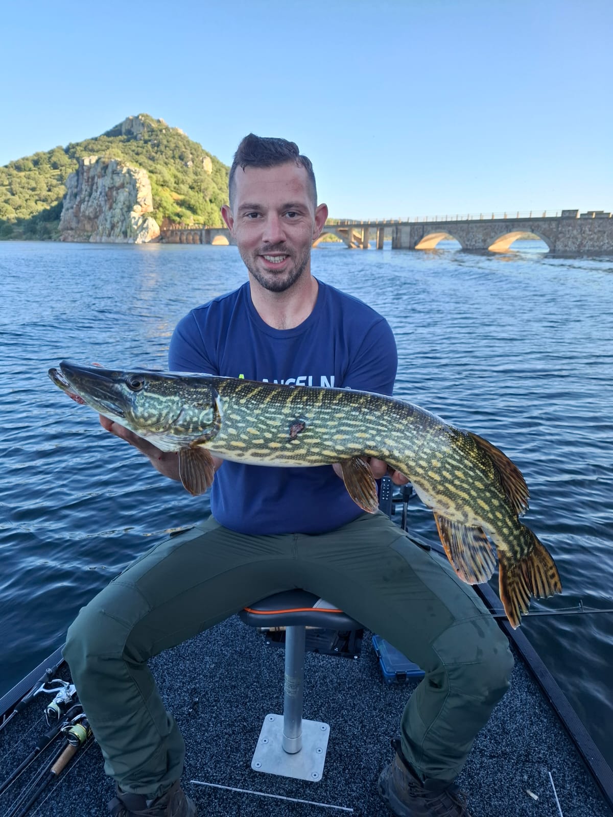 Hecht angeln Orellana Stausee